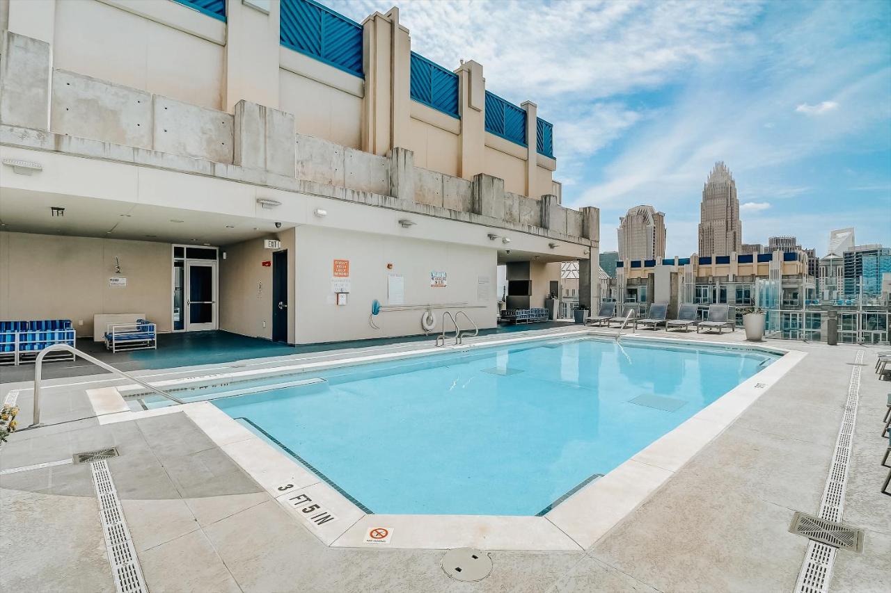 Frontdesk Skyhouse Apts Uptown Charlotte Lejlighed Eksteriør billede