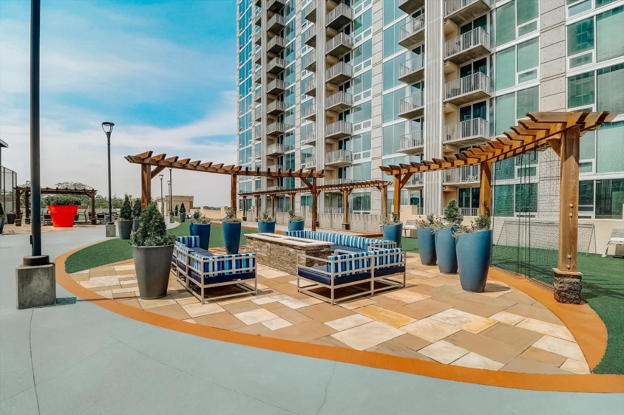 Frontdesk Skyhouse Apts Uptown Charlotte Lejlighed Eksteriør billede