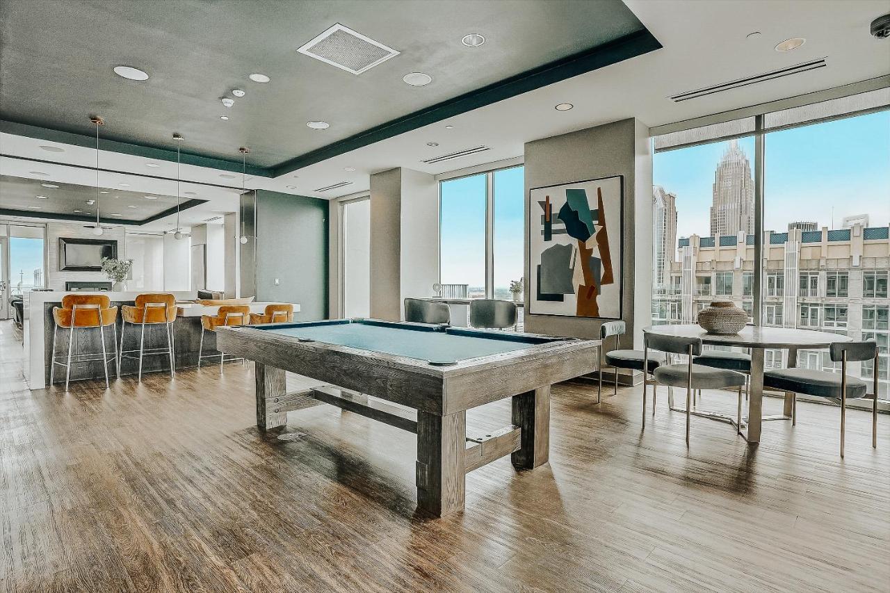 Frontdesk Skyhouse Apts Uptown Charlotte Lejlighed Eksteriør billede