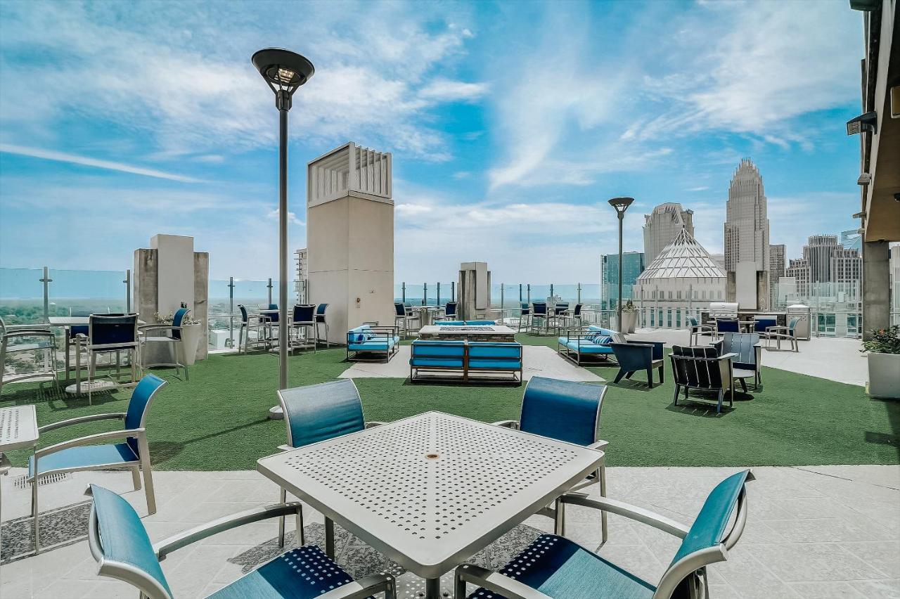 Frontdesk Skyhouse Apts Uptown Charlotte Lejlighed Eksteriør billede